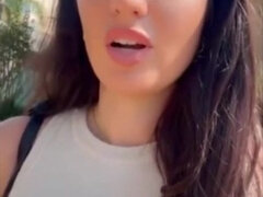 Avsugning, Brunett, Sperma shot, Fingering, Hemmagjord, Onani, Pov, Offentlig