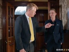 Αμερικάνος, Σε στάση σκύλου στα τέσσερα, Σκληρό, Δαντέλα, Καβάλημα, Άξεστος, Ξυρισμένη, Βυζιά