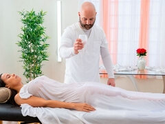 Peitos grandes, Boquete, Morena, Punheta, Massagem, Masturbação, Mãe gostosa, Tetas