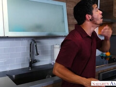 Americké, Kuřba, Brunetka, Na obličej, Přítelkyně, Přírodní prsa, Vyholené, Kozičky