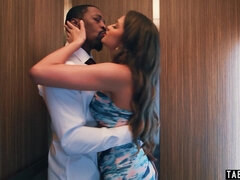 Stor kukk, Store pupper, Svart, Kukk suging, Barmfager, Pikk, Latina, Orgie