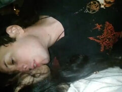 Enthousiasteling, Biseksueel, Pijpbeurt, Sperma in mond, Pop, Lesbisch, Klein, Slikken