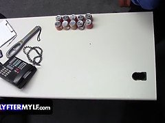 Culo grosso, Tette grandi, Bionda, Cougar, Schizzo di sborra, Mamma che vorrei scoparmi, Ufficio, Urlando