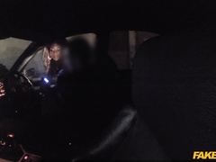 Auto, Takaapäin, Naamallinen, Keittiö, Ulkona, Näkökulma pov, Niellä, Univormu