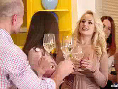 Парочка, Пальцем, Вечеринка, Рыжие, Бритые, Втроем