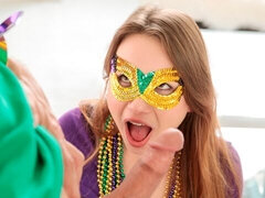 Popó, Szőke, Cumizás, Kutya póz, Nyalás, Nuni, Leborotvált, Tini