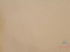 Arsch, Bikini, Braunhaarige, Flashen, Freundin, Öffentlich, Scherzbold, Titten