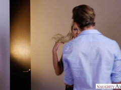 Κώλος, Μεγάλα βυζιά, Ξανθιά, Πούτσος, Γλείψιμο, Ώριμη γυναίκα, Μαμά, Βυζιά