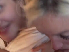 18 jaar, Grote lul, Blond, Naakt, Kut duiken, Russisch, Tiener, Trio