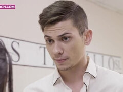 18 χρονον, Μεγάλα βυζιά, Μαλακία με το δάχτυλο για γυναίκες, Ηδ, Λατίνα, Λεσβία, Γραφείο, Μουνί