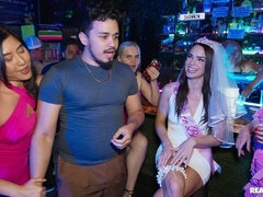 18 anni, Culo grosso, Grande cazzo, Pompino, Da dietro, Tette naturali, Ragazza, Tette