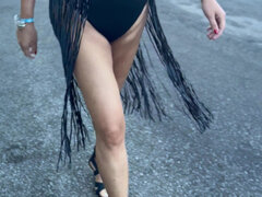 Bikini, Femme couguar, Exhib, Allemand, Mature, Mère que j'aimerais baiser, De plein air, Turc