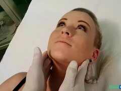 Amateur, Blonde, Sucer une bite, Éjaculation interne, Médecin, Hard, Bureau, Uniforme