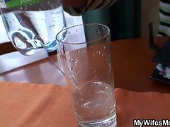 Rumpa, Vacker, Avsugning, Cougar, Långt ner i halsen, Milf, Mamma, Styvmamma