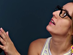 Kotě, Velké péro, Kuřba, Nazí chlapi, Stříkání spermatu, Masturbace, Nylonové, Teenka