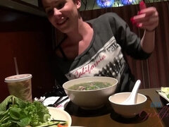 Zwart, Bruinharig, Vriendin, Klein, Kut duiken, Mager, Roken, Tieten likken