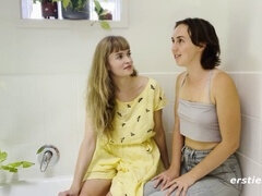 Leie, Braunhaarige, Fingern, Deutsch, Lesbisch