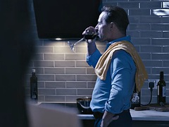 Tyttö, Isot tissit, Suihinotto, Ruskeahiuksinen, Käsihoito, Alusvaatteet, Tissit