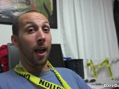 Kollegieværelse, Komme på ansigtet, Gruppe, Lesbisk, Piercing, Barberet, Spanking, Tatovering