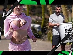 Grosse bite, Sucer une bite, Papa, Le plan cul à quatre, Hd, Monstre, Criant, Adolescente