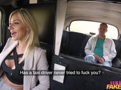 Rumpa, Stora tuttar, Blondin, Handjobb, Slick, Utomhus, Fitta, Tuttar