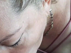 Blonde, Sucer une bite, Femme couguar, Couple, Mature, Mère que j'aimerais baiser