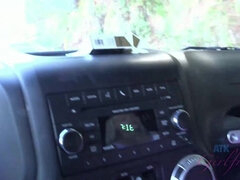 Amateur, Bikini, Penetracion con dedos, Novia, Besar, Al aire libre, Pov, Fumando