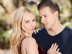 Спальня, Большая жопа, Большой член, Блондинки, Минет, Собачьи, Натуральные сиськи, Молоденькие