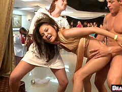 Cfnm, Festa, Succhiando, Troia