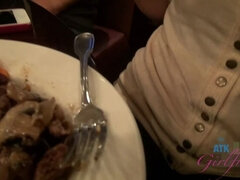 Amateur, Blonde, Petite amie, Poilue, Petite femme, Mamelons bombés, Chatte, Nénés