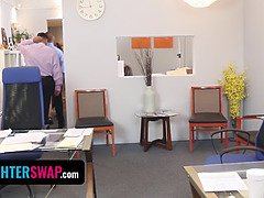 18, アメリカ人, イく瞬間, 娘, イマラチオ, バック, 手コキする, 馬乗り