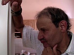 Cumizás, Cseh, Nyalás, Nuni, Valóság, Visítozás, Leborotvált, Tini
