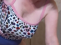 Amaterji, Ameriški, Debela dekleta, Rjavolaska, Prdenje, Očala, Zrela, Solo