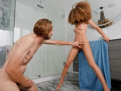 Röv slick, Sovrum, Otrohet, Doggystyle, Handjobb, Fitta, Dusch, Spanking