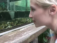 Amatør, Blondine, Fodjob, Hd, Pov, Mager, Bryster