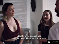 18 años, Culo, Mamada, Garganta profunda, Estilo perrito, Pajear, Pequeña, Adolescente