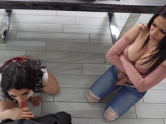 엉덩이, 큰 가슴, 대학교, 도기스타일, 얼굴에, 라티나, 자연의 가슴, 보지