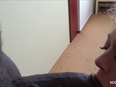 Anál, Velké péro, Dávení penisem, Hotel, Obrovský čůrák, Mezirasové, Milf žcbp, Monstrum