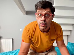 HUNT4K. The busty hottie celebrates Christmas by having sex with BFs boyfriend