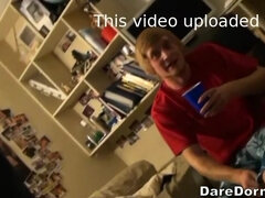 아마추어, 큰 엉덩이, 금발의, 흑갈색 머리, 피어싱, 현실, 학생