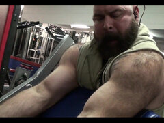 Americké, Táta, Tělocvična, Vlasaté, Sólo, Tetování