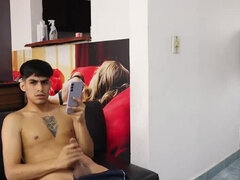Pik sutte, Indier, Mor, Lille kvinde, Mager, Tatovering, Teenager, Bryster