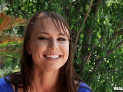 Amerikansk, Brunett, Långt ner i halsen, Gym, Hardcore, Utomhus, Fitta, Rakad