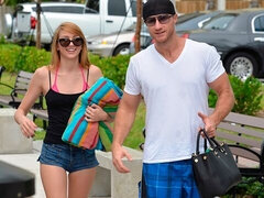 Anal, Stor stjärt, Stor kuk, Stora tuttar, Avsugning, Doggystyle, Rakad, Tonåring