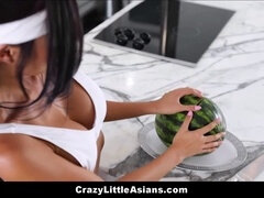 アジア人, フェラチオ, 茶髪の, オーガズム, 小柄, ティーン