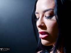 Anális szex, Hatalmas hátsó, Cumizás, Gumi, Pornósztárok, Nuni, Lovaglás, Rab