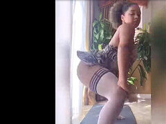 큰 엉덩이, 라티나, 조그마한