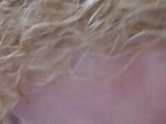 Любители, Большие сиськи, Минет, Кончили внутрь, Семяизвержение, Пальцем, От первого лица, Киски