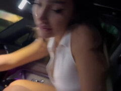 Amateur, Culo, Culo grande, Tetas grandes, Mamada, Coche, Sexo duro, Público