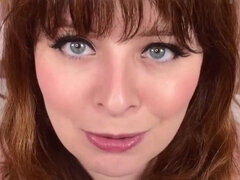 Gros cul, Sucer une bite, Brunette brune, Gode, Femelle, Masturbation, Seins naturels, Pov